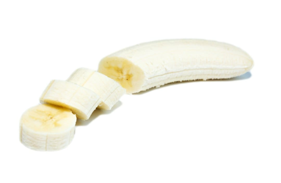 ripe banana slices as a soft food after wisdom teeth removal