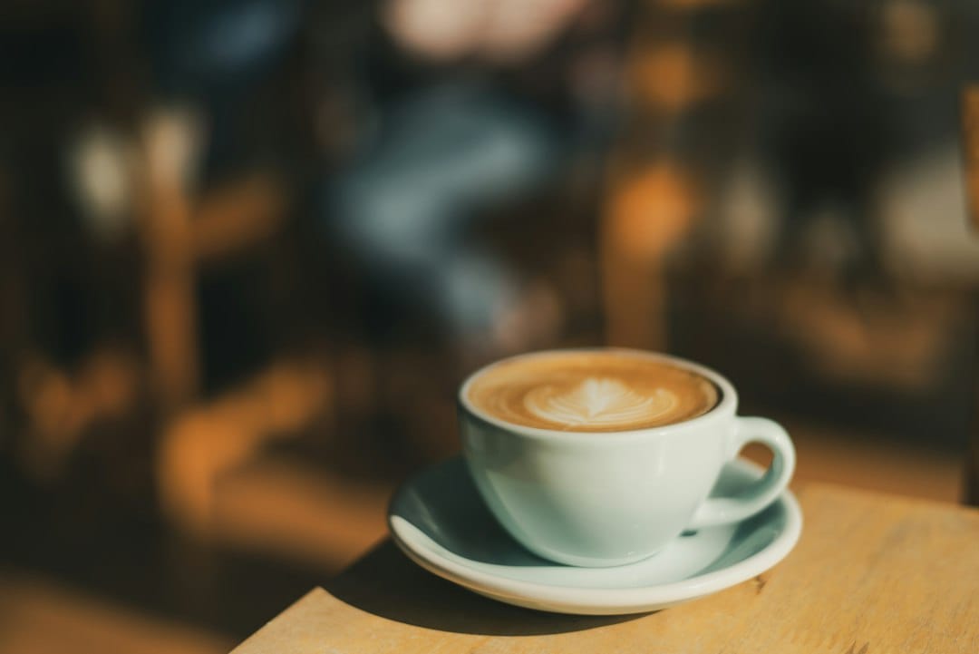 Coffee in a ceramic cup illustrating beverage temperature choices during wisdom teeth recovery